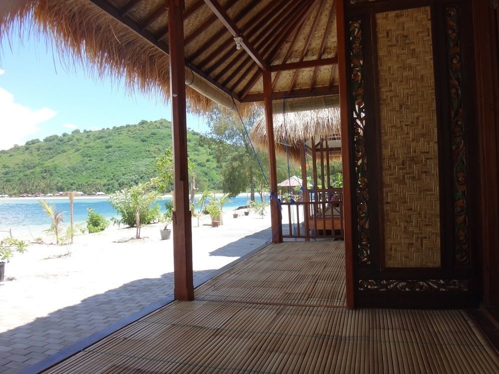 Nirvana Gili Sudak Exterior foto
